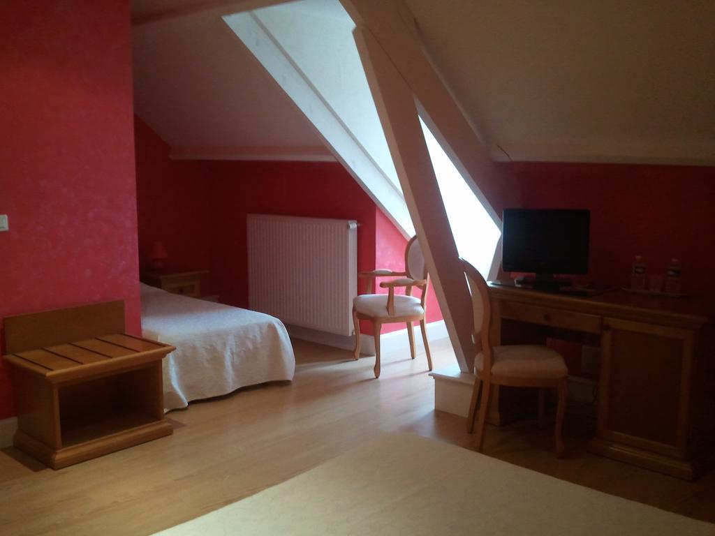 Chateau Sainte Marie Hotel Dompierre-sur-Charente Kamer foto
