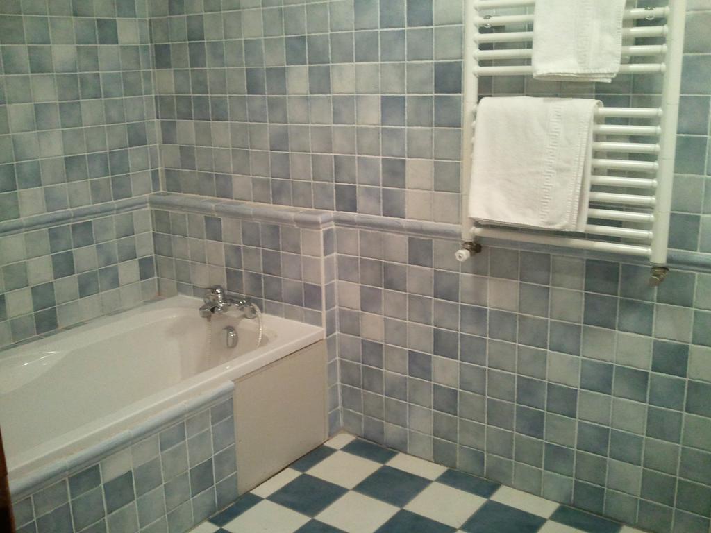 Chateau Sainte Marie Hotel Dompierre-sur-Charente Kamer foto