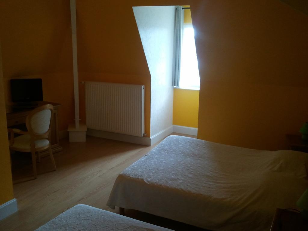 Chateau Sainte Marie Hotel Dompierre-sur-Charente Buitenkant foto