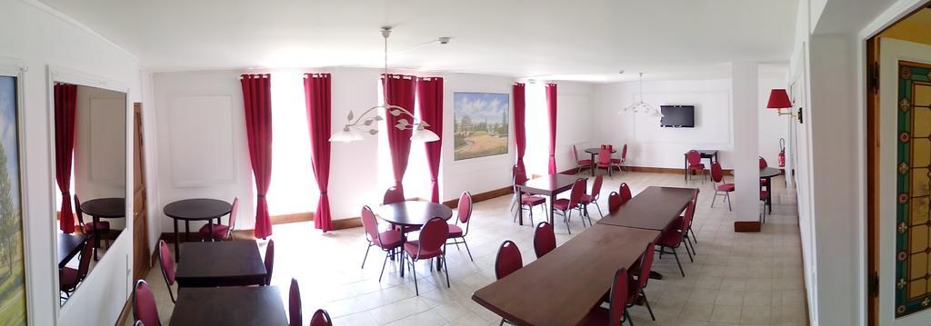 Chateau Sainte Marie Hotel Dompierre-sur-Charente Buitenkant foto